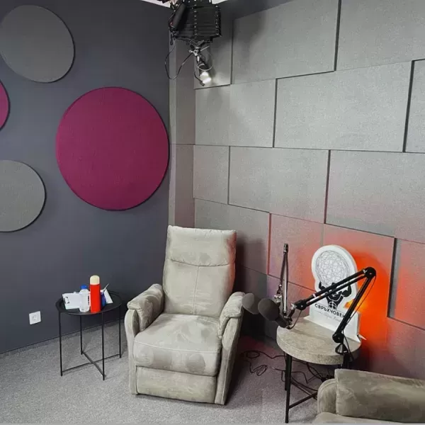 Akustični Tretman Studija za Podkast
