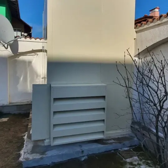 Контрола буке топлотне пумпе у приватној кући у Банкји